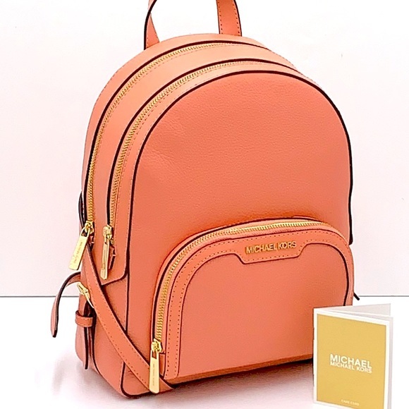 MICHAEL KORS
Jaycee Medium Zip Pocket Pebbled Leather Backpack - Picture 1 of 16